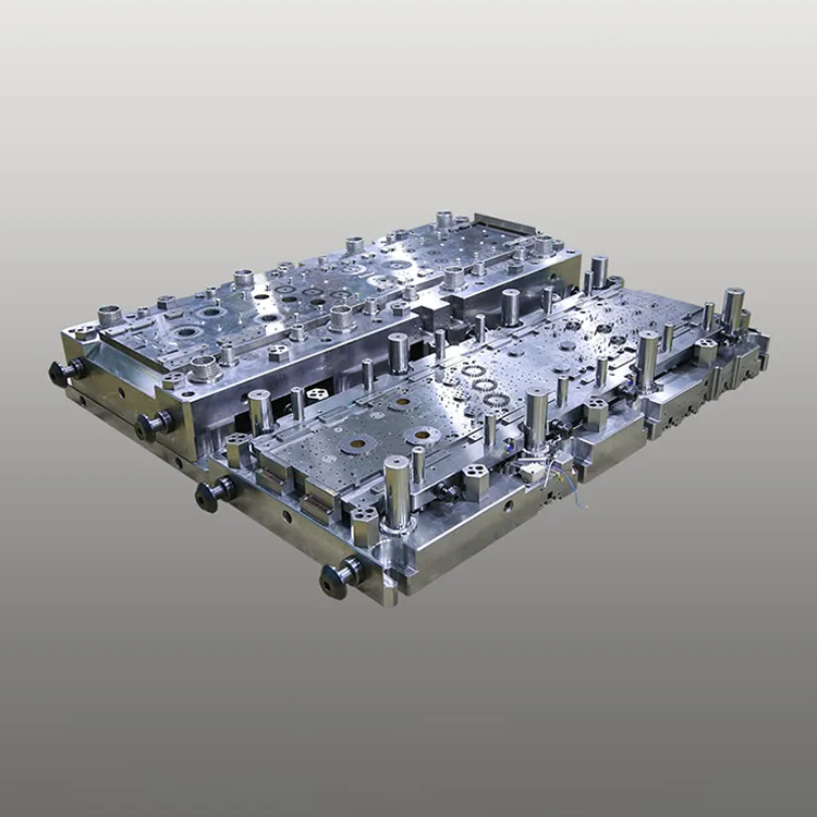 Трехрядная прогрессивная матрица для статора и ротора компрессора переменного тока